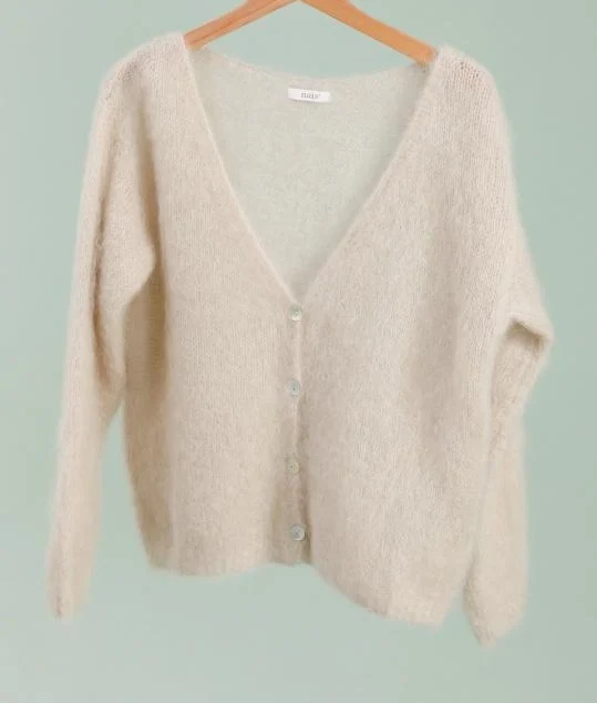 Ylellinen, italialainen 80% Kid Mohair neuletakki simpukankuori-napeilla, Onesize (S-XL)/useita värejä