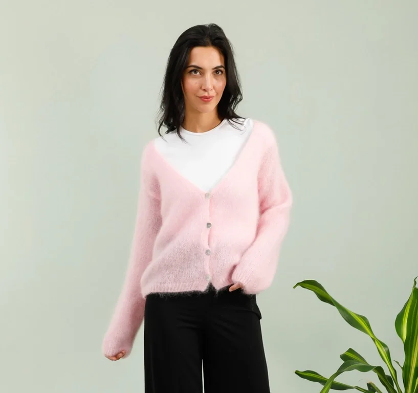 Ylellinen, italialainen 80% Kid Mohair neuletakki simpukankuori-napeilla, Onesize (S-XL)/useita värejä - Kuva 1
